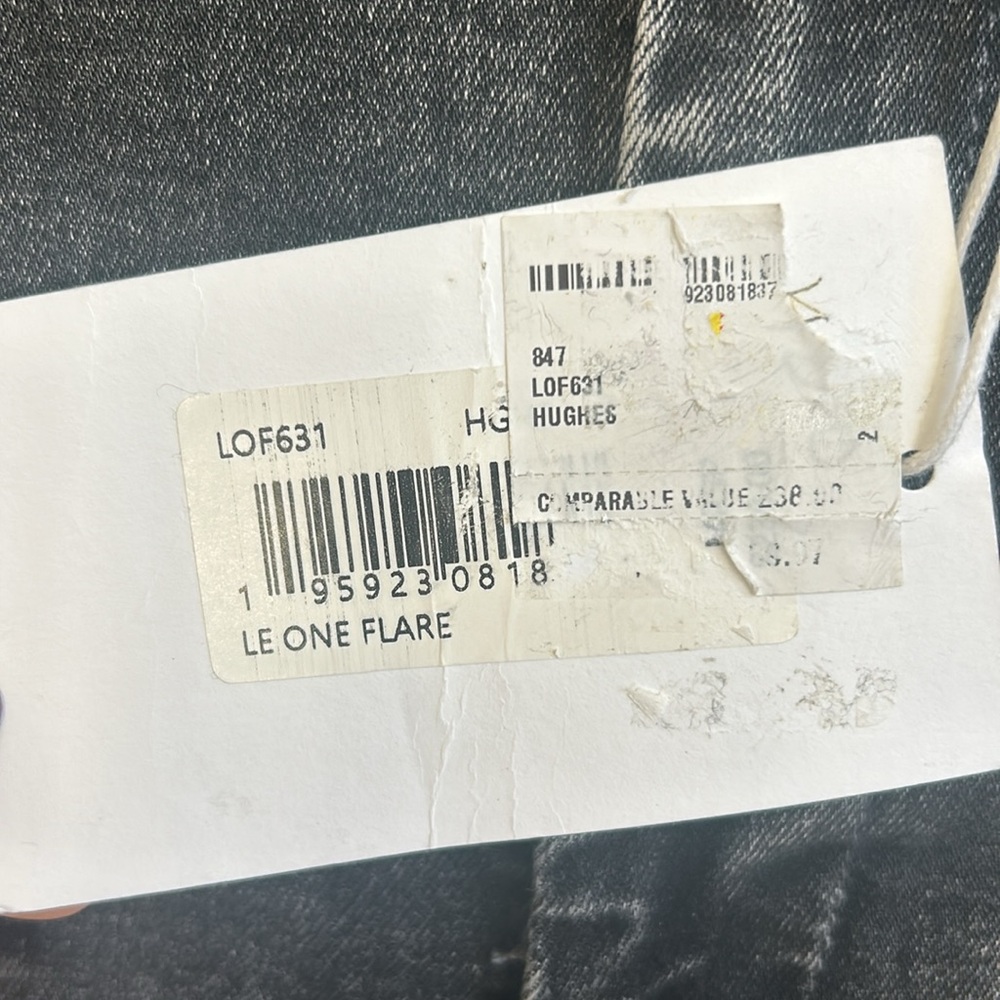 NWT FRAME Denim Le One Flare Dark Wash Jeans in Hughes $238 size 2 (Fits 30-34) - Picture 11 of 15